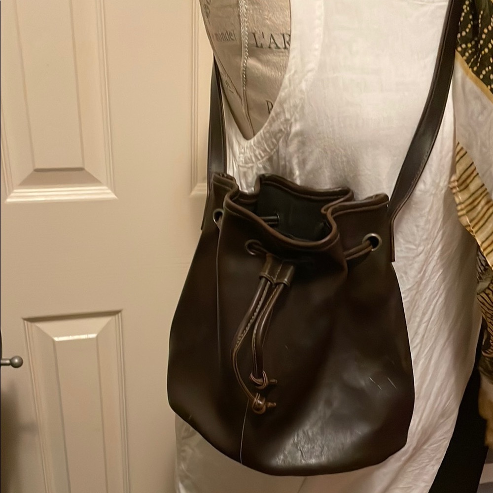 Elegant Brown Crossbody Bag. As is see all pics . Closet clear out no returns.